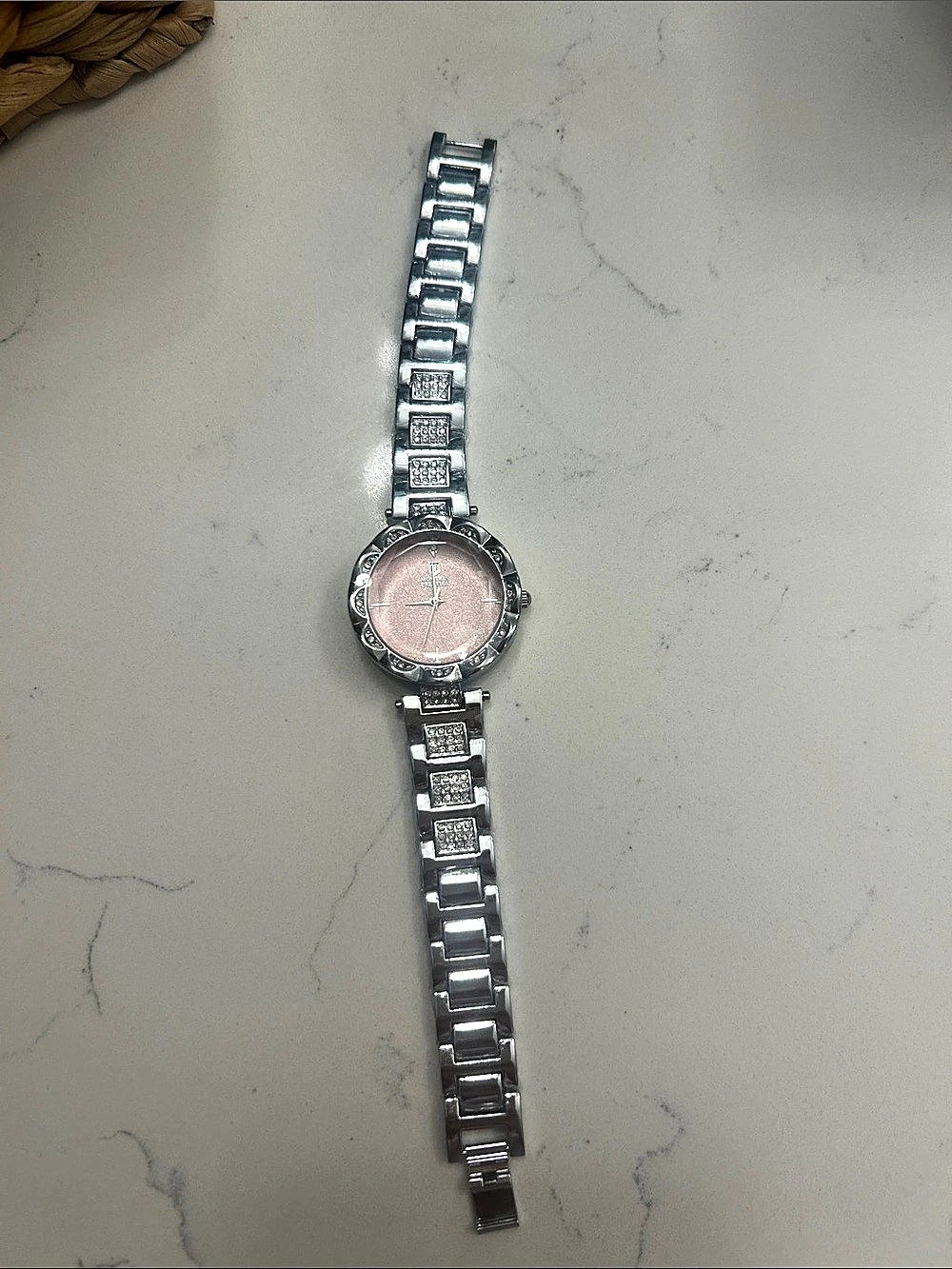 Montres Prestige X Invicta Women's Watch MPW-0208 Pink Dial